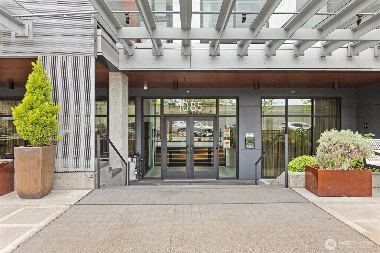 1085 103rd Avenue NE Bellevue WA 98004