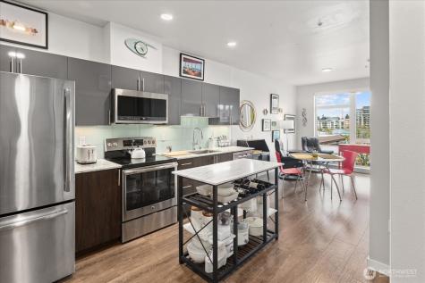 1085 103rd Avenue NE Bellevue WA 98004