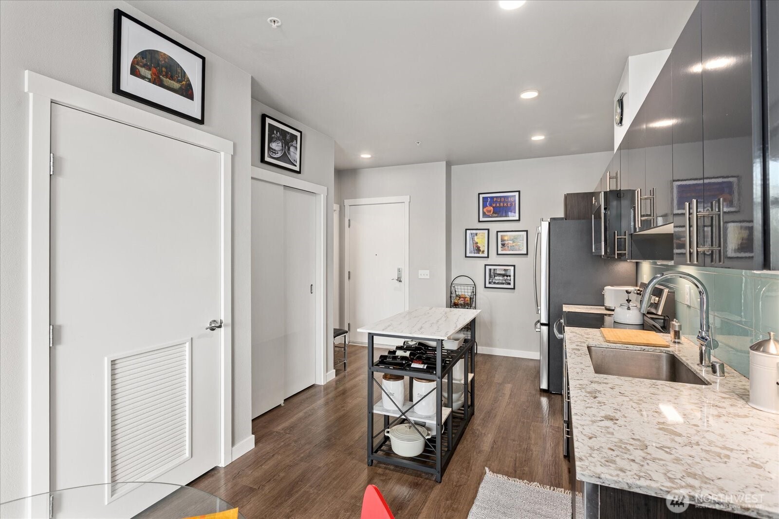 1085 103rd Avenue NE Bellevue WA 98004