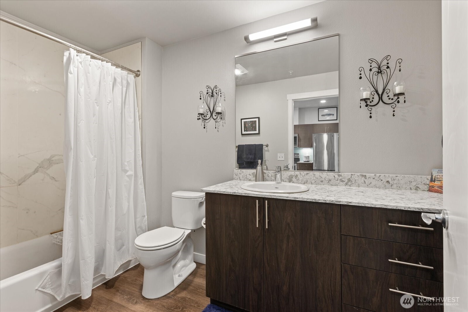 1085 103rd Avenue NE Bellevue WA 98004
