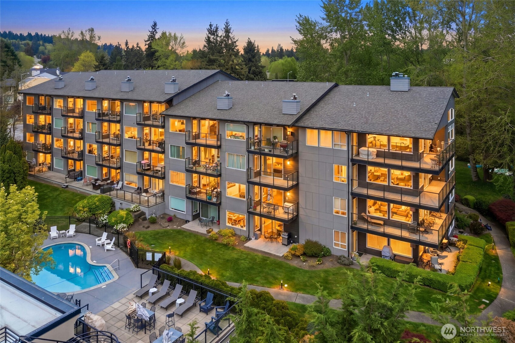 9201 NE Juanita Drive Kirkland WA 98034