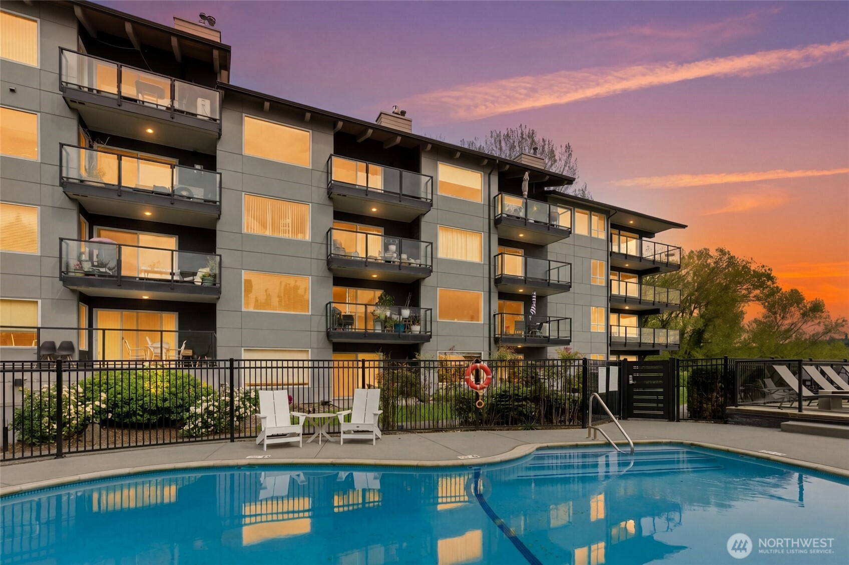 9201 NE Juanita Drive Kirkland WA 98034