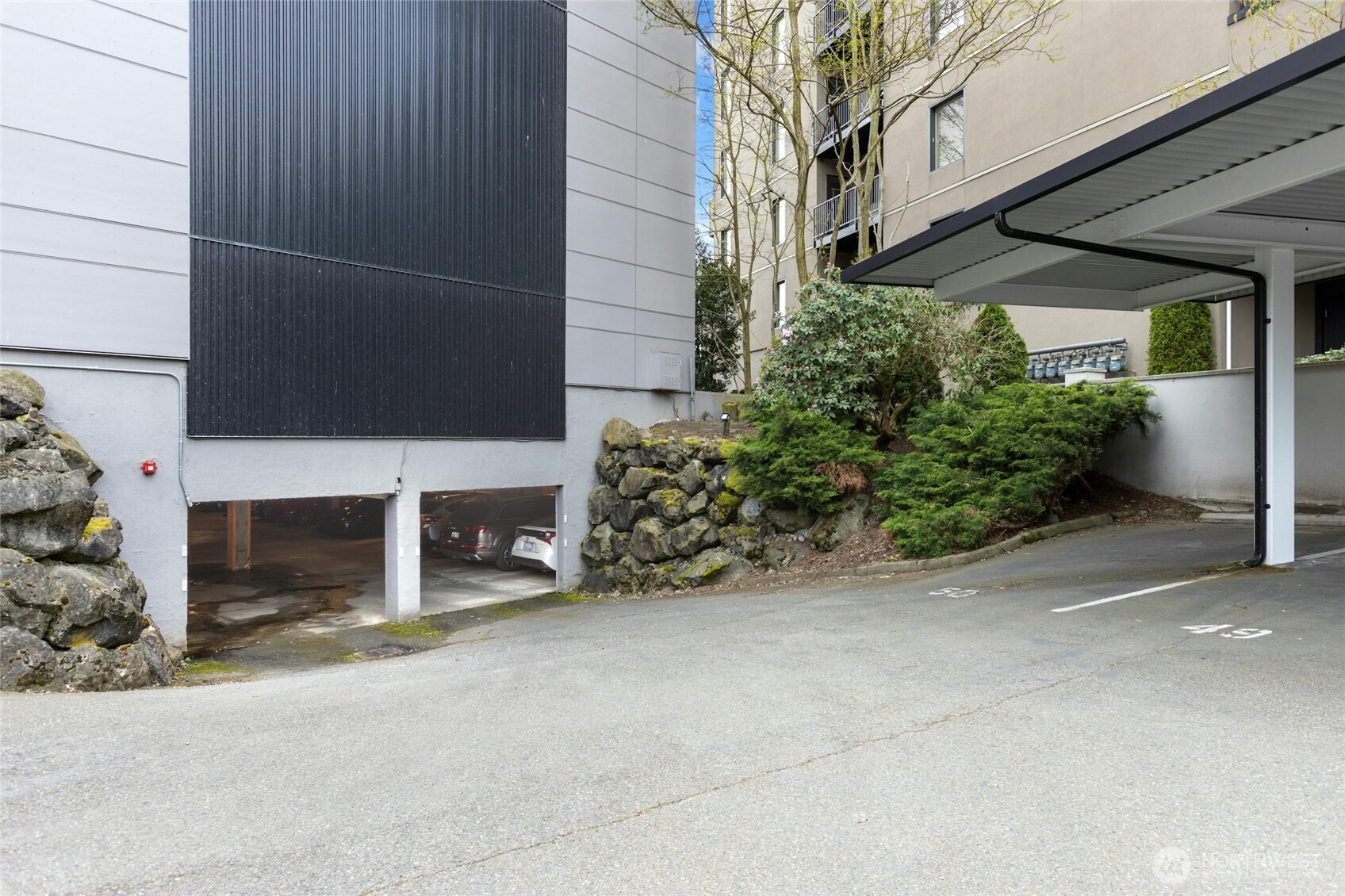 9201 NE Juanita Drive Kirkland WA 98034