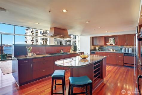 80 Vine Street Seattle WA 98121