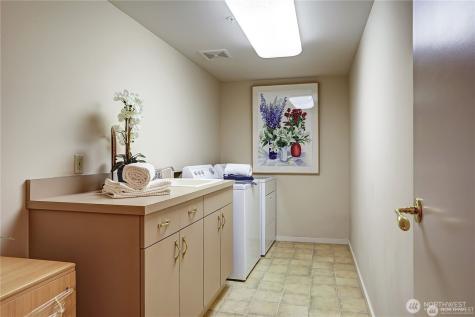 80 Vine Street Seattle WA 98121