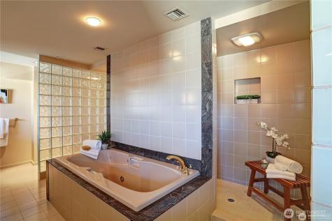 80 Vine Street Seattle WA 98121