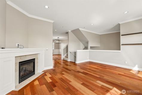 1078 NE High Street Issaquah WA 98029