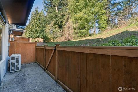 10942 NE 189th Place Bothell WA 98011