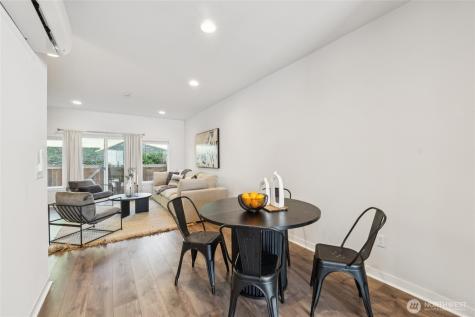 10942 NE 189th Place Bothell WA 98011
