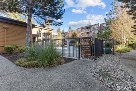 22910 90th Avenue W Edmonds WA 98026