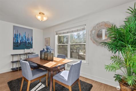 22910 90th Avenue W Edmonds WA 98026
