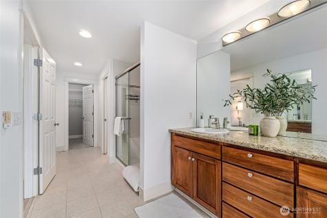 11423 NE 86th Street Kirkland WA 98033