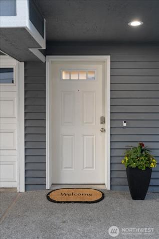 908 NW 85th Street Seattle WA 98117