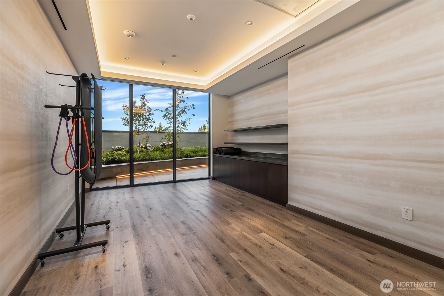 889 103rd Avenue NE Bellevue WA 98004