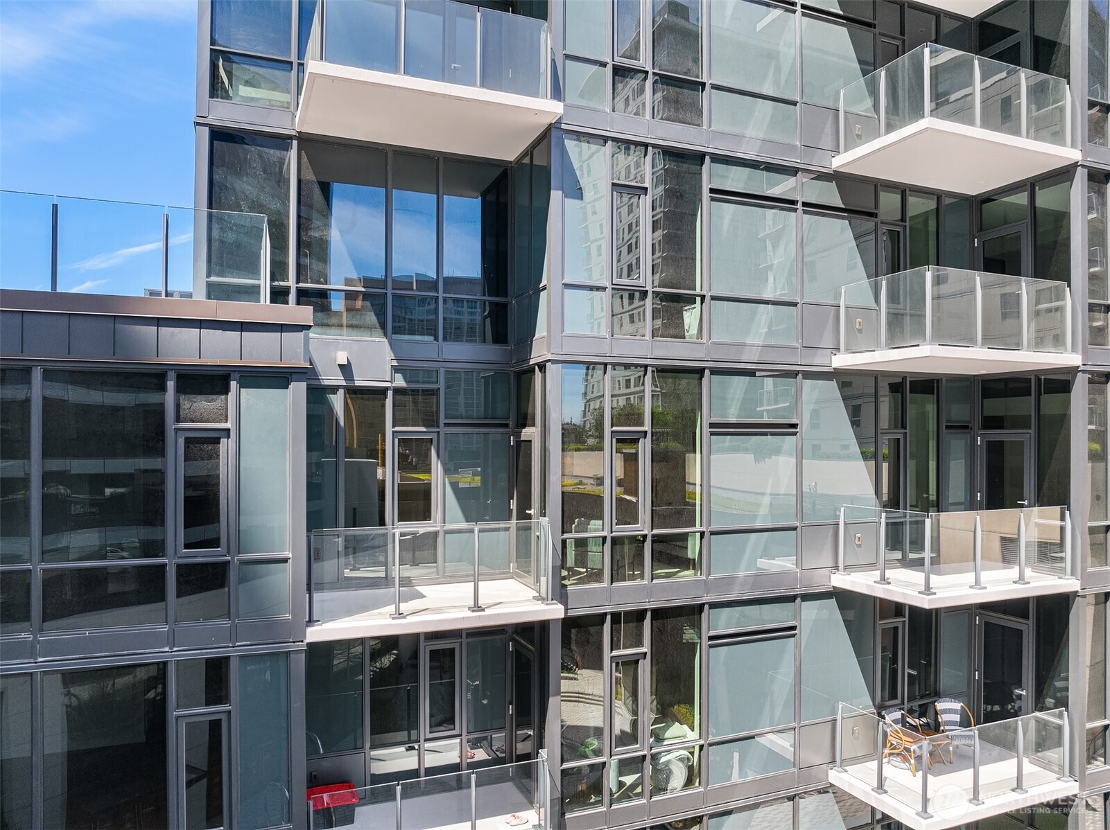 889 103rd Avenue NE Bellevue WA 98004