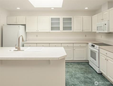 4309 7th Street Place SE Puyallup WA 98374