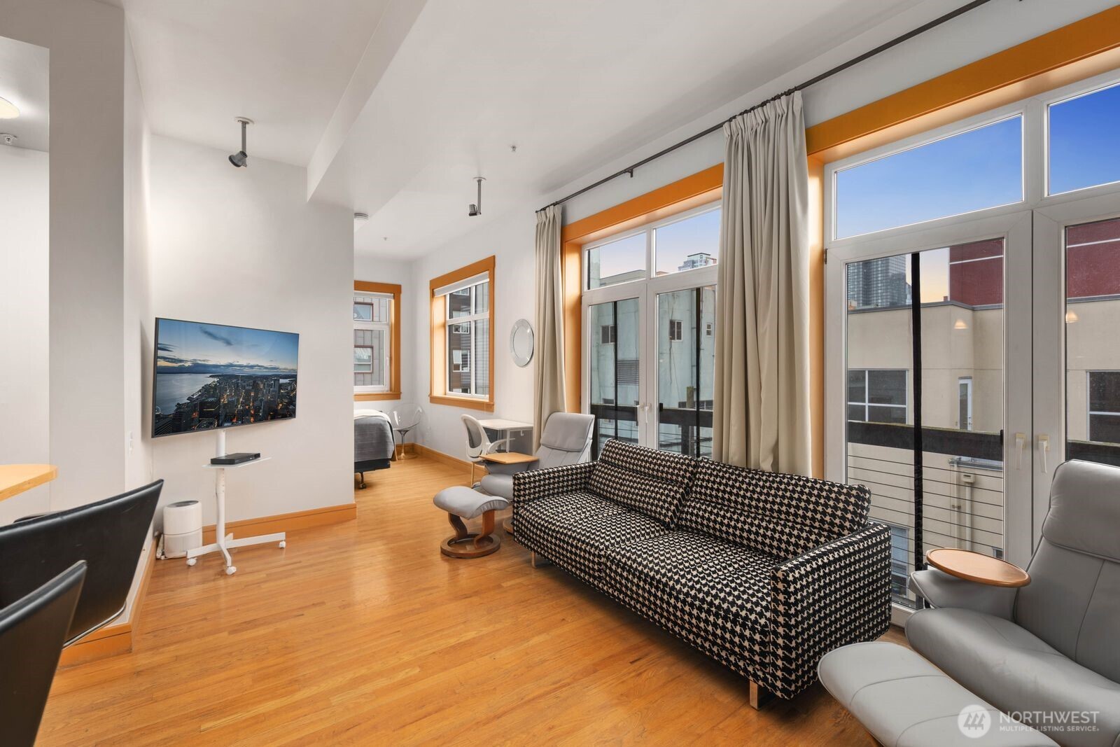 81 Vine Street Seattle WA 98121