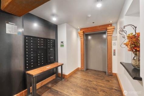 81 Vine Street Seattle WA 98121
