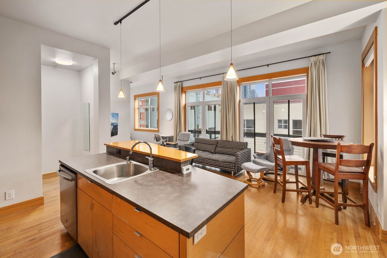 81 Vine Street Seattle WA 98121