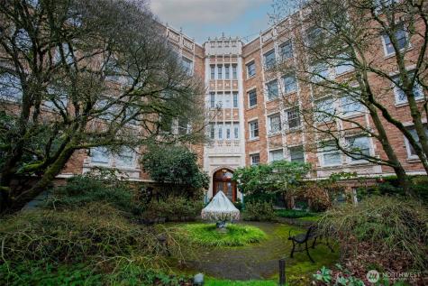 5810 NE Cowen Place Seattle WA 98105