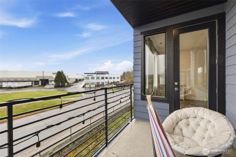 21816 24th Avenue SE Bothell WA 98021