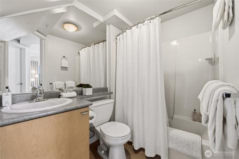 425 Vine Street Seattle WA 98121