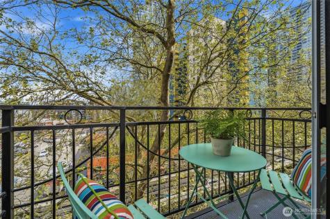 425 Vine Street Seattle WA 98121