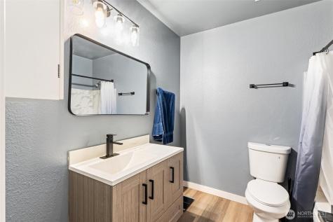 10459 Des Moines Memorial Drive S Seattle WA 98168