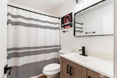 10459 Des Moines Memorial Drive S Seattle WA 98168