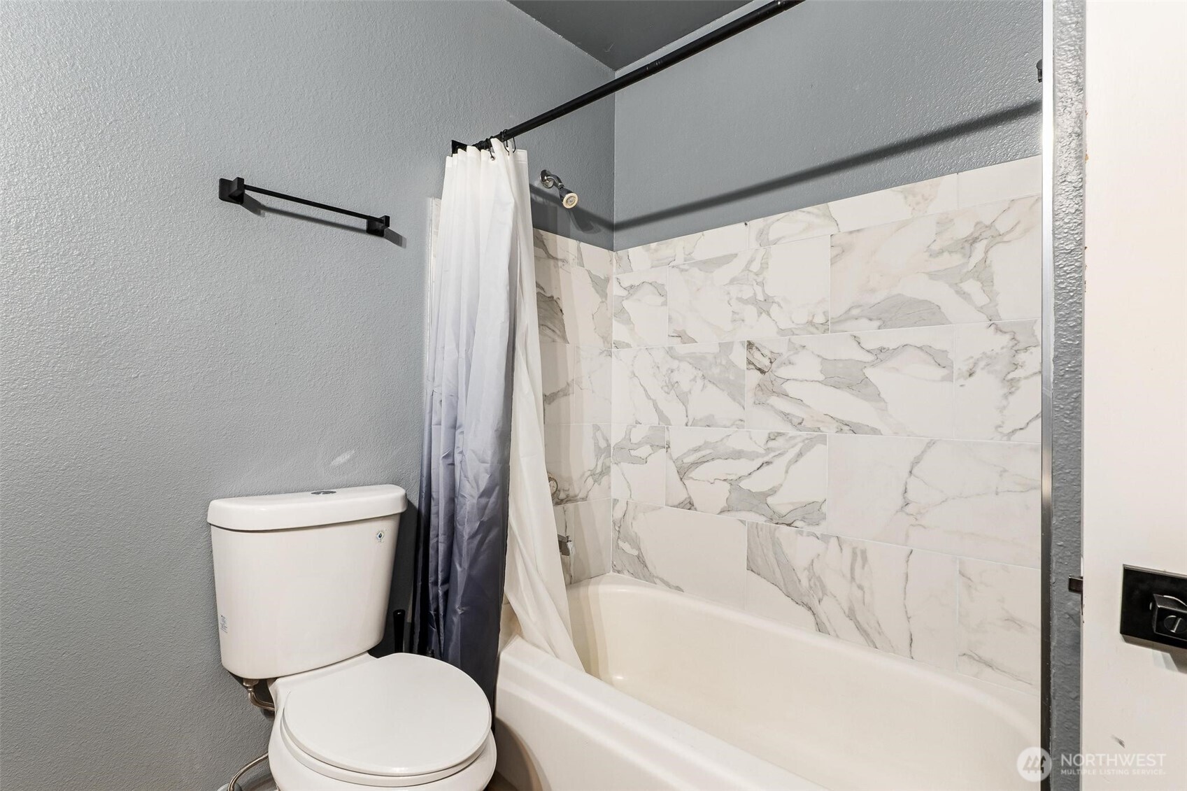 10459 Des Moines Memorial Drive S Seattle WA 98168