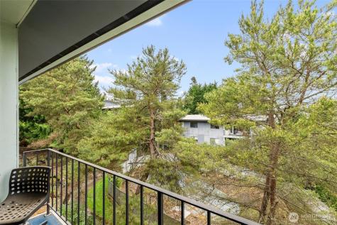 10459 Des Moines Memorial Drive S Seattle WA 98168