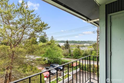 10459 Des Moines Memorial Drive S Seattle WA 98168