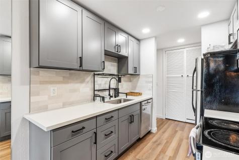 10459 Des Moines Memorial Drive S Seattle WA 98168
