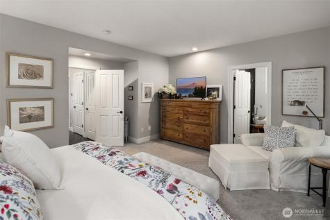 11307 NE 68th Street Kirkland WA 98033
