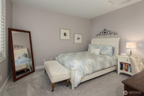 11307 NE 68th Street Kirkland WA 98033
