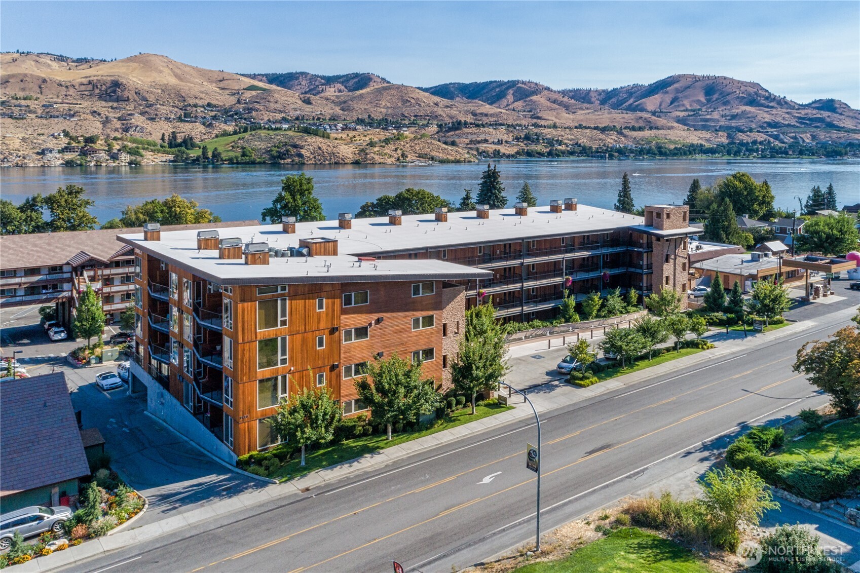 2220 W Woodin Avenue Chelan WA 98816
