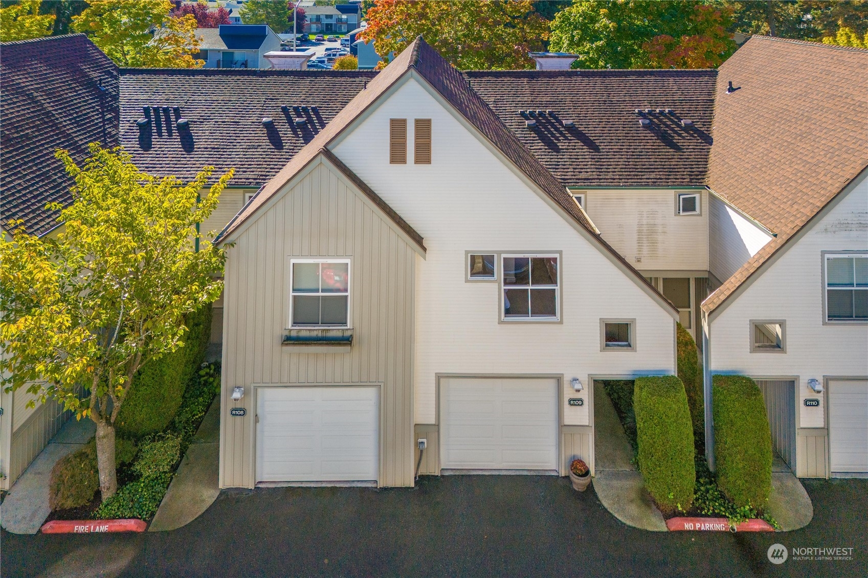 6615 S 239th Place Kent WA 98032