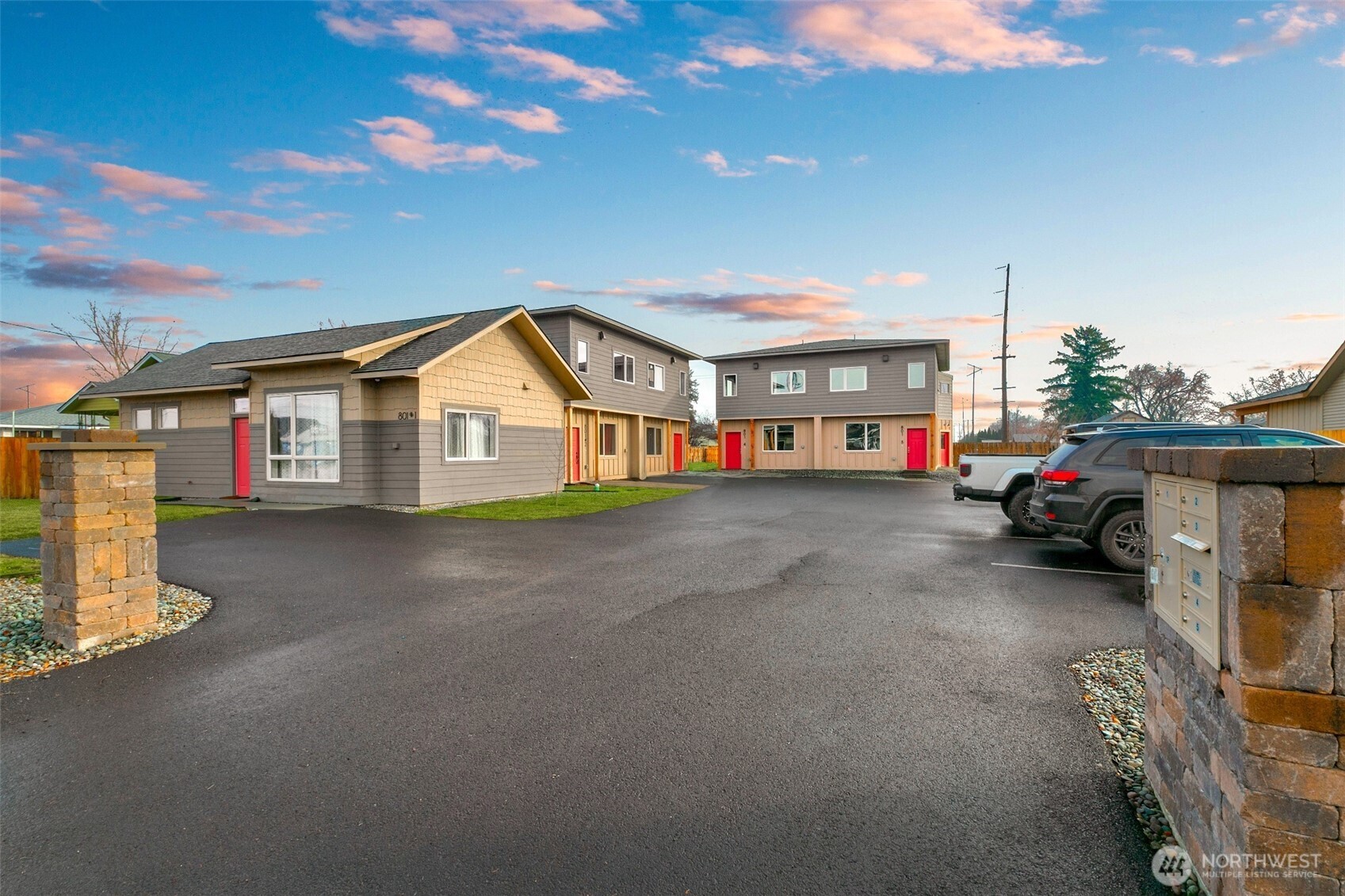 801 N 16th Avenue Yakima WA 98902