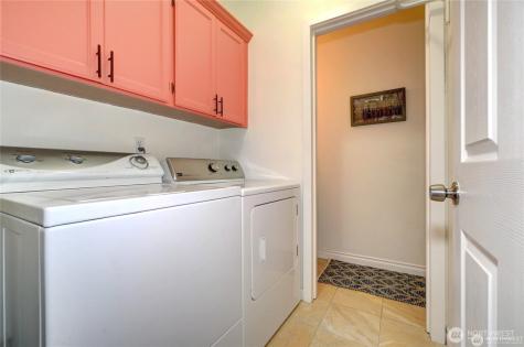 617 7th Street SE Puyallup WA 98372