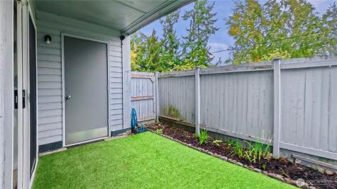 8823 Holly Drive Everett WA 98208