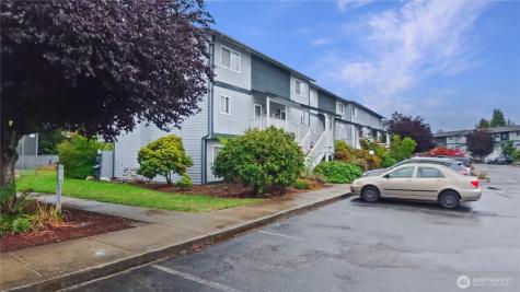 8823 Holly Drive Everett WA 98208