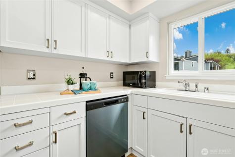 250 NW Dogwood Street Issaquah WA 98027