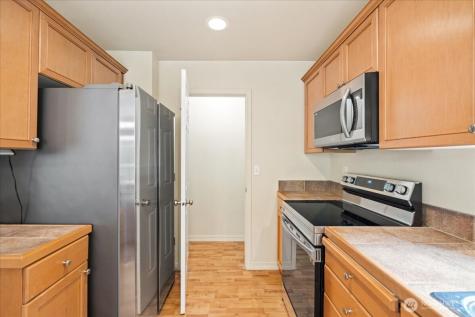 28406 34th Lane S Auburn WA 98001