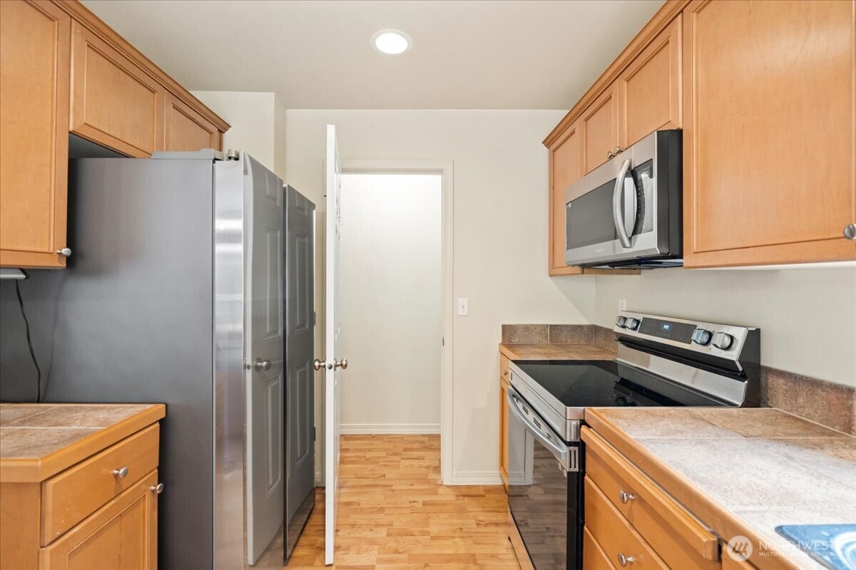 28406 34th Lane S Auburn WA 98001