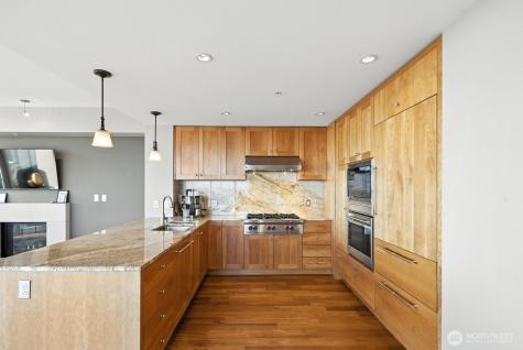 10700 NE 4th Street Bellevue WA 98004