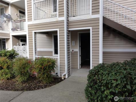 10008 186th Street E Puyallup WA 98375