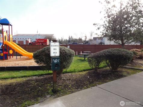 10008 186th Street E Puyallup WA 98375