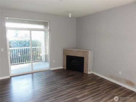 10008 186th Street E Puyallup WA 98375