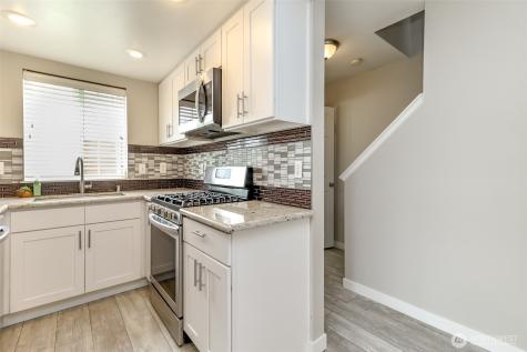 10426 17th Avenue SW Seattle WA 98146