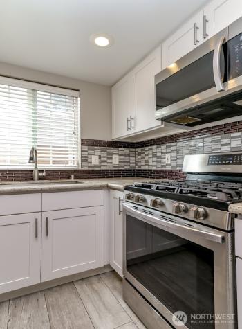 10426 17th Avenue SW Seattle WA 98146